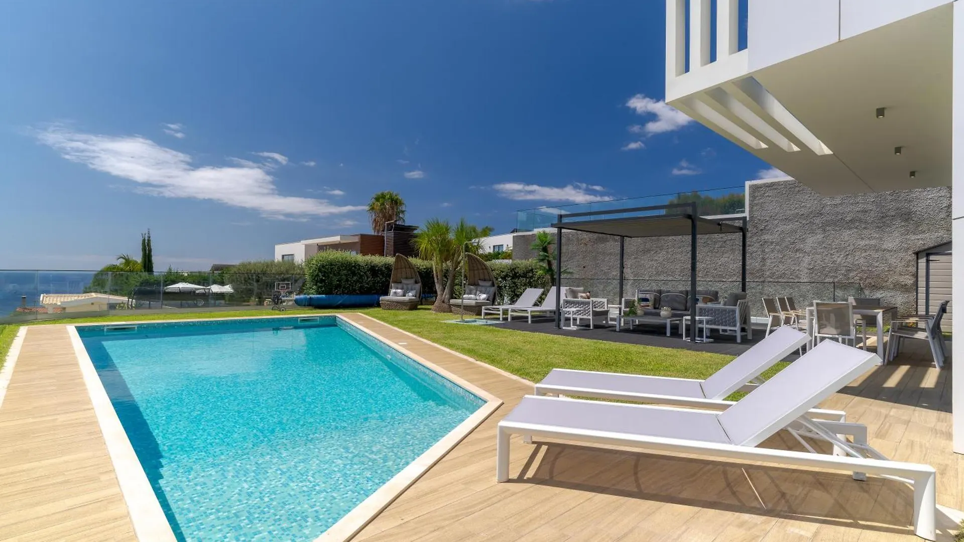 Villa Luxury Diamond House By Holiday Rental Madeira Funchal  Portugal