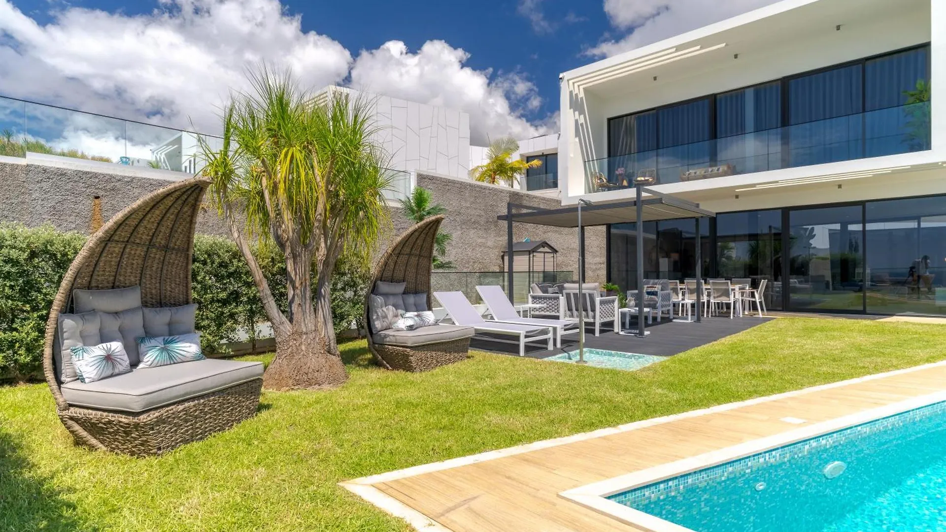 Luxury Diamond House By Holiday Rental Madeira Funchal  Villa
